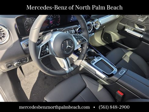 New 2026 Mercedes-Benz GLB 250 image 9