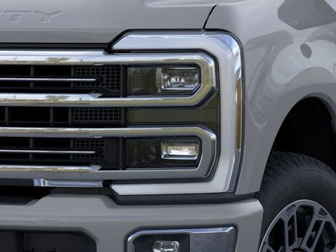 New 2026 Ford F250 Platinum w/ Platinum Plus Package AWD/4WD image 18