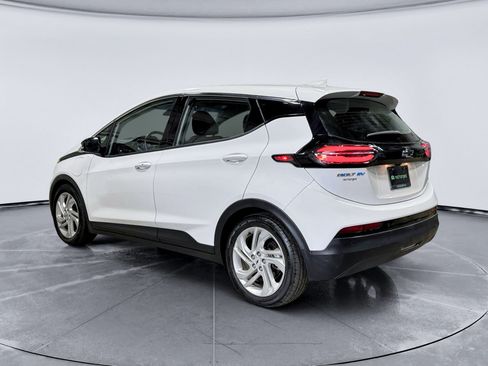 Used 2023 Chevrolet Bolt LT w/ Driver Confidence Package FWD image 2