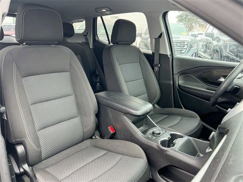 Used 2022 GMC Terrain SLE w/ Driver Convenience Package image 26