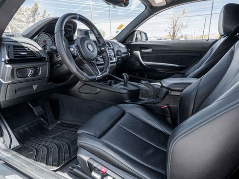 Used 2017 BMW M2 RWD image 23