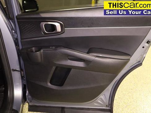 Used 2021 Kia Sorento LX image 34