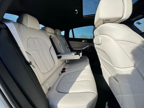 Used 2026 BMW X6 xDrive40i w/ Climate Comfort Package image 22