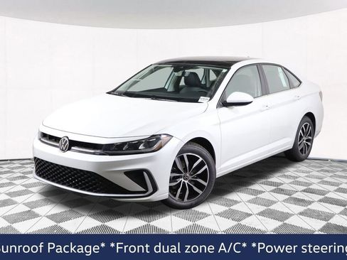 New 2025 Volkswagen Jetta SE image 2