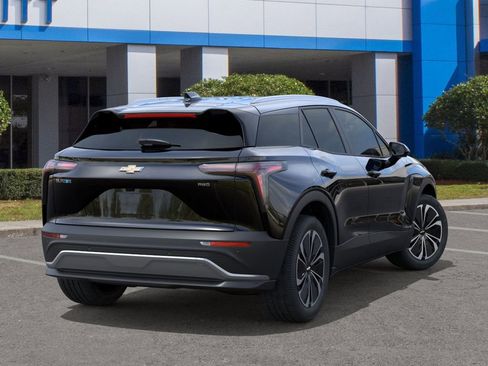 New 2026 Chevrolet Blazer EV LT image 4