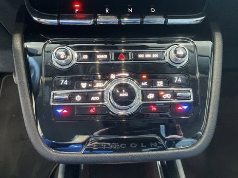 Used 2020 Lincoln Corsair FWD image 11