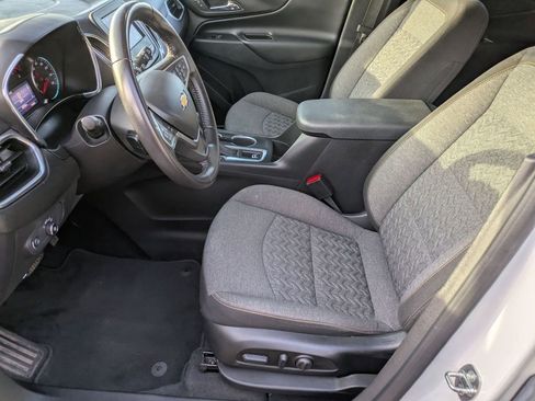 Used 2022 Chevrolet Equinox LT image 19