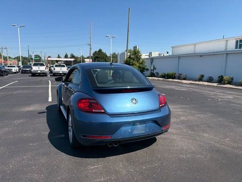 Used 2019 Volkswagen Beetle 2.0T S FWD image 33