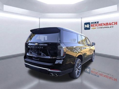 New 2025 Chevrolet Suburban High Country image 5