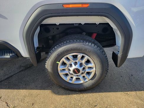 New 2026 GMC Sierra 2500 Pro w/ 1SA Pro Safety Plus Package image 8