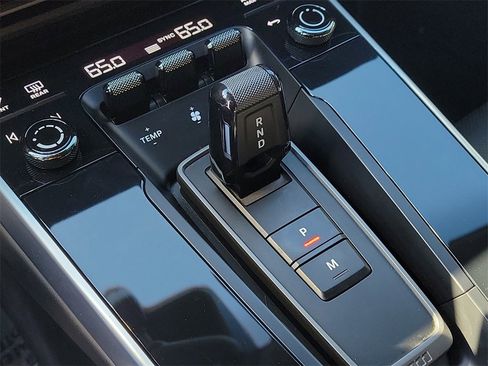 Certified 2021 Porsche 911 Carrera image 33