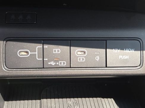 New 2026 Hyundai Kona Limited AWD/4WD image 11