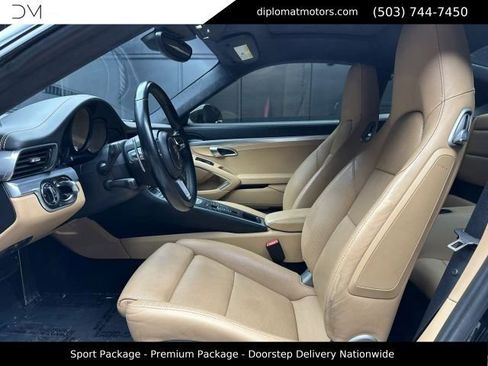 Used 2017 Porsche 911 Carrera 4S AWD/4WD image 18