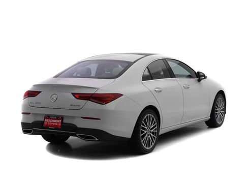 Used 2021 Mercedes-Benz CLA 250 CLA 250 image 2