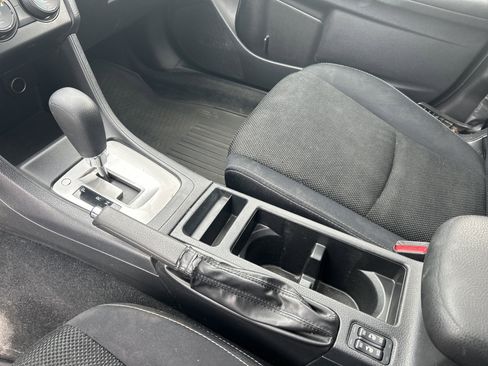 Used 2014 Subaru Crosstrek 2.0i Premium w/ Moonroof Package image 20