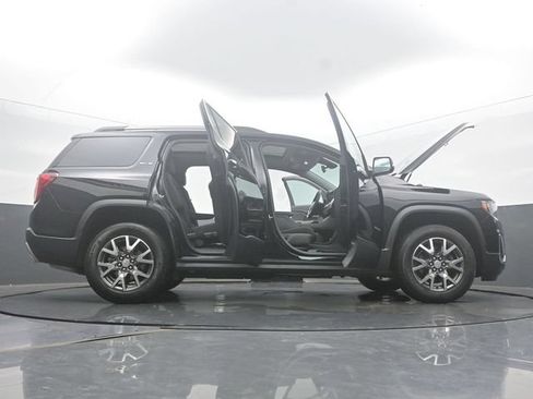 Used 2023 GMC Acadia SLE w/ Driver Convenience Package FWD image 64