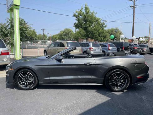 Used 2018 Ford Mustang Premium w/ Equipment Group 201A image 4