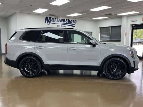 Used 2022 Kia Telluride SX w/ SX Prestige Package AWD/4WD image 4