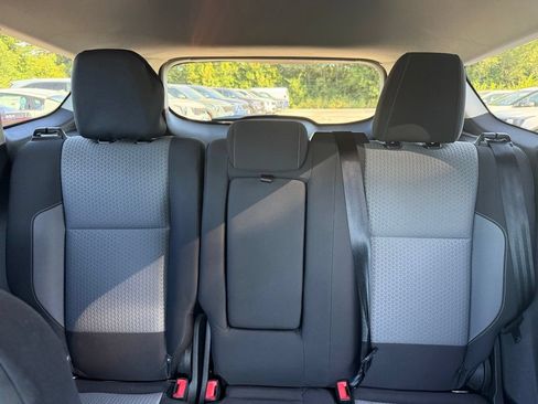 Used 2017 Ford Escape SE AWD/4WD image 29