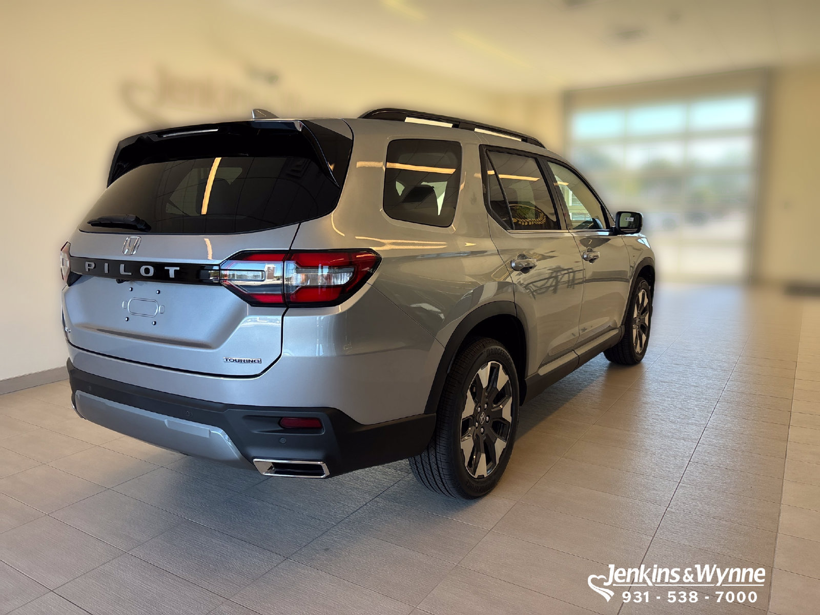 New 2026 Honda Pilot Touring image 2