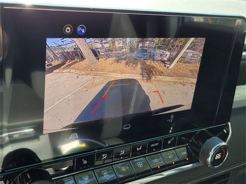 New 2025 Chevrolet Colorado LT image 17