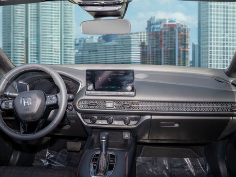 Certified 2024 Honda HR-V Sport image 19