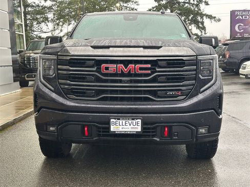 Used 2022 GMC Sierra 1500 AT4 w/ AT4 Premium Package image 8