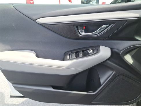 Used 2023 Subaru Outback Premium image 21