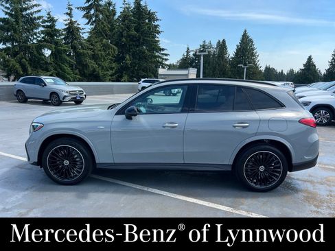 Used 2025 Mercedes-Benz GLC 350e 4MATIC w/ AMG Line image 6