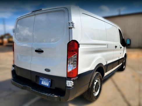 Used 2015 Ford Transit 150 130 Low Roof RWD image 10