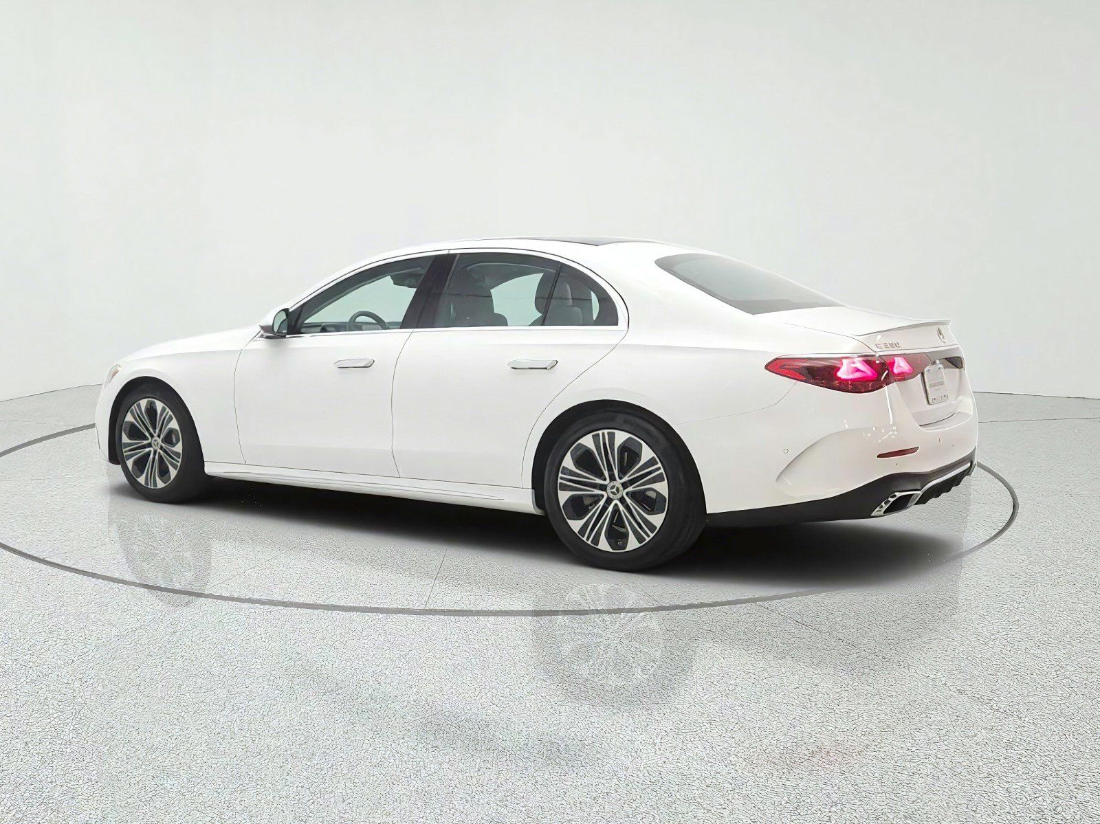 Used 2026 Mercedes-Benz E 350 Sedan image 7