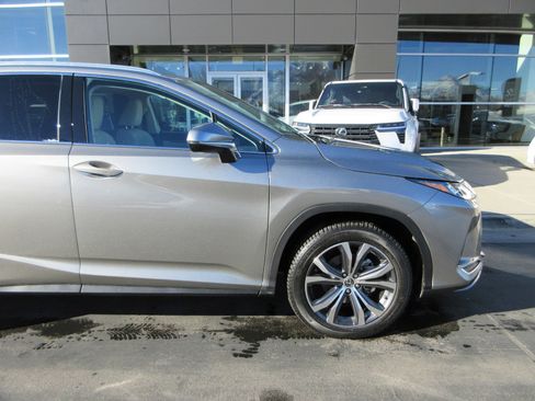 Used 2022 Lexus RX 450h AWD w/ Premium Package image 12