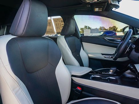 Certified 2024 Lexus NX 250 FWD image 18