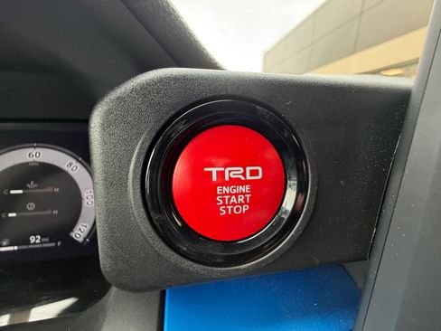 Used 2024 Toyota Tacoma TRD Sport RWD image 30