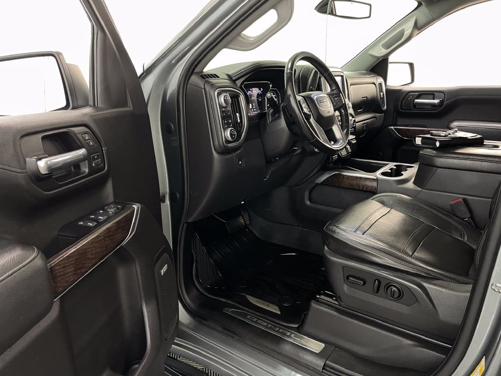 Used 2020 GMC Sierra 1500 Denali w/ Driver Alert Package II AWD/4WD image 29
