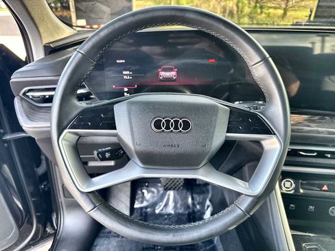 Used 2025 Audi Q5 Premium Plus w/ Premium Plus AWD/4WD image 21