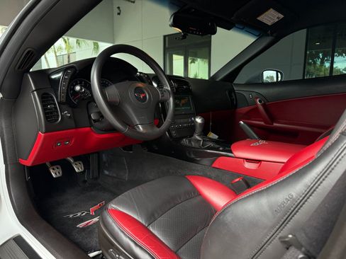 Used 2007 Chevrolet Corvette Z06 w/ Preferred Equipment Group RWD image 23
