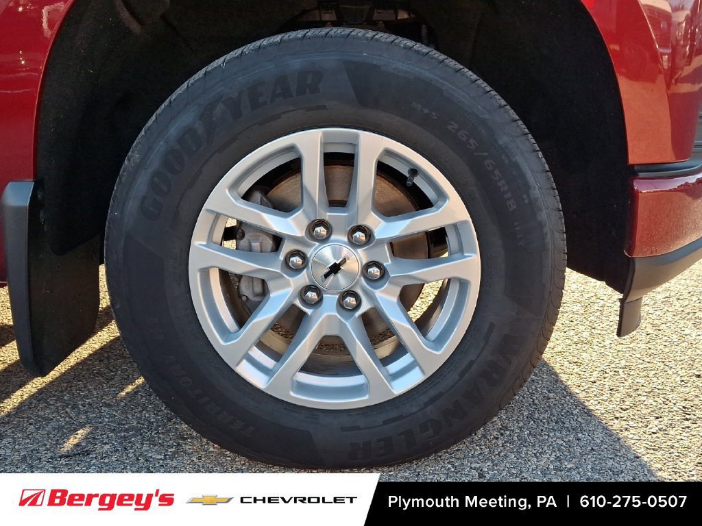Used 2019 Chevrolet Silverado 1500 RST AWD/4WD image 9
