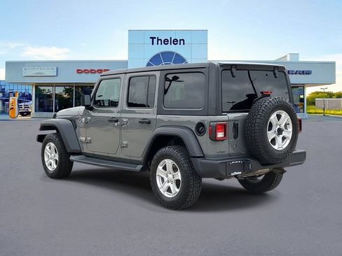 Used 2019 Jeep Wrangler Unlimited Sport S AWD/4WD image 3
