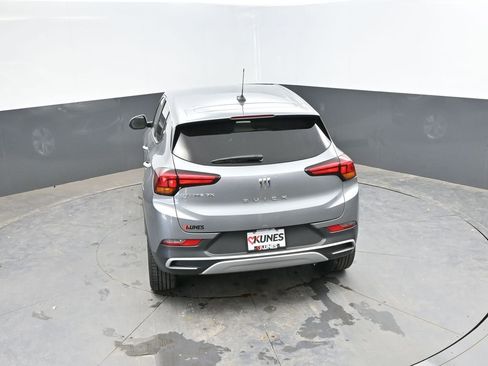 Used 2025 Buick Encore GX Preferred AWD/4WD image 25