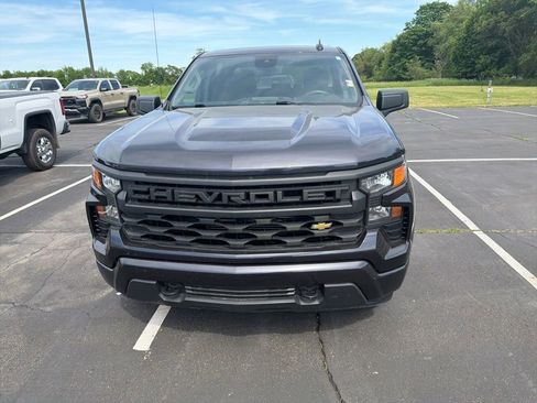 Used 2022 Chevrolet Silverado 1500 Custom AWD/4WD image 4