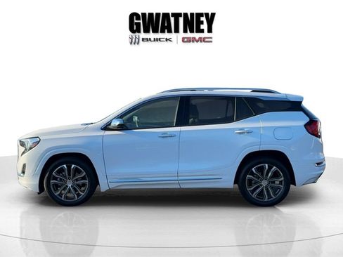 Used 2020 GMC Terrain Denali w/ Denali Premium Package image 4