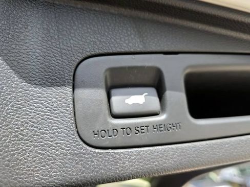 Used 2017 Honda CR-V EX-L image 37