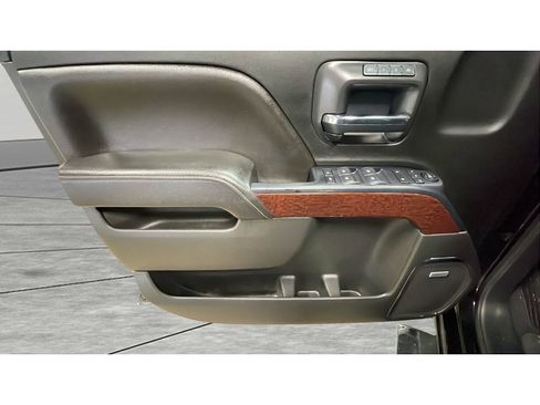 Used 2018 GMC Sierra 1500 SLT image 9