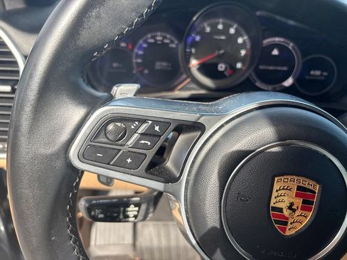 Used 2019 Porsche Cayenne AWD/4WD image 22