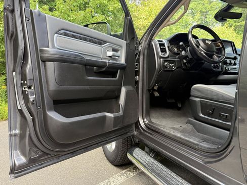 Used 2019 RAM 2500 Big Horn AWD/4WD image 7