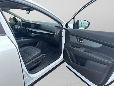 New 2025 Nissan Murano SL image 24