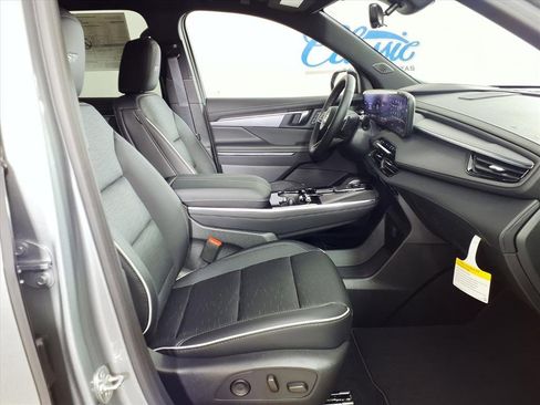 New 2026 Buick Enclave Sport Touring w/ Power Package image 21