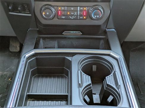 Used 2022 Ford F250 XLT w/ XLT Premium Package image 17