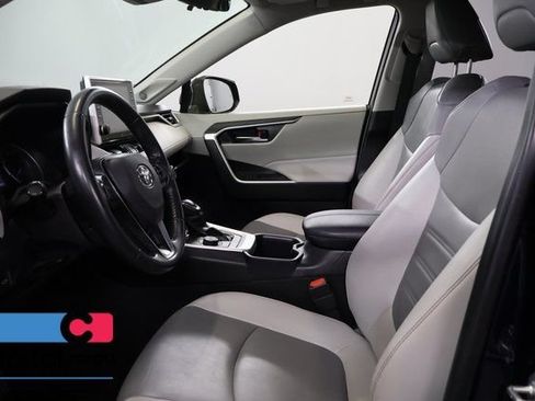 Certified 2022 Toyota RAV4 XLE Premium AWD/4WD image 12